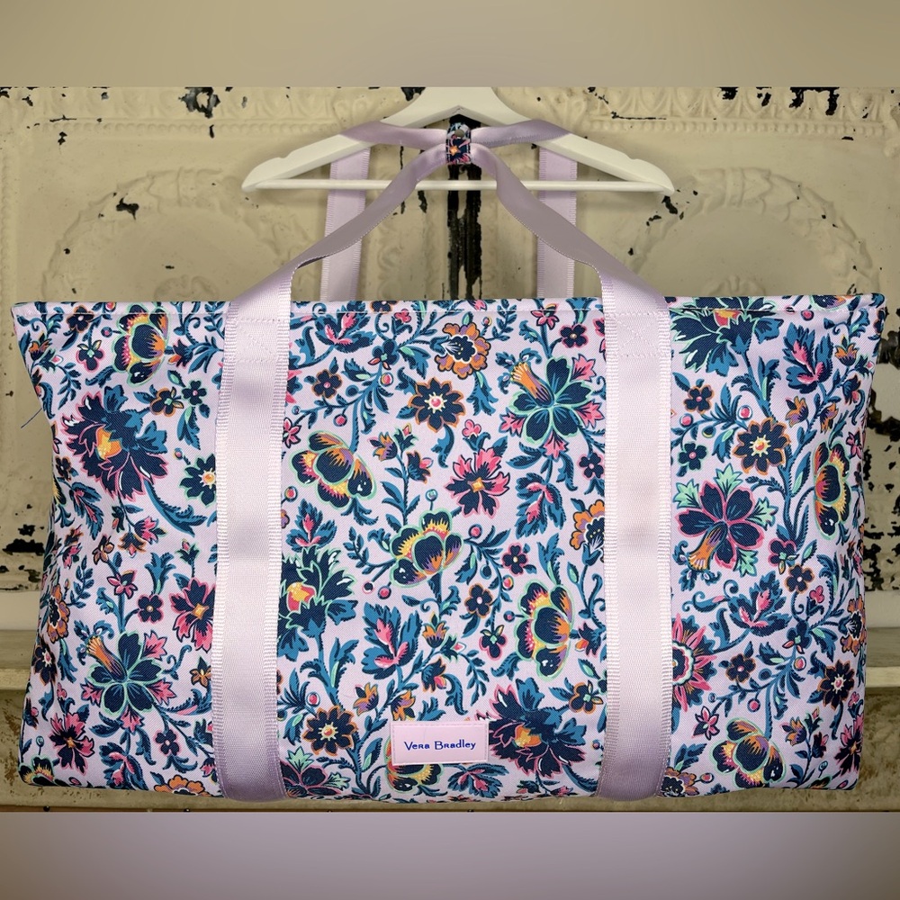 Vera Bradley Large Utility Tote Bag in Cloud Vine Multi